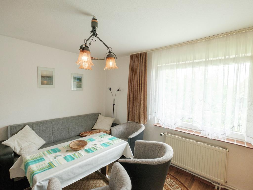 Attractive Bungalow In Ilsenburg With Terrace Exterior foto
